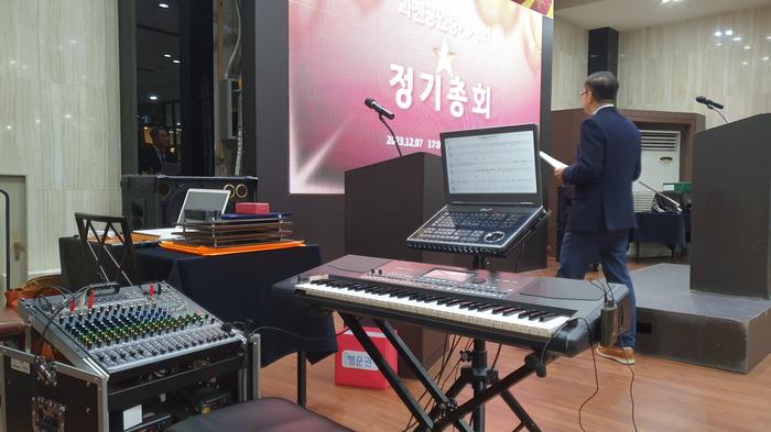 235149625_56zdBFqW_e8853cd3053e57230ea146ed5dd580c8eece3792.jpg 이미지크게보기